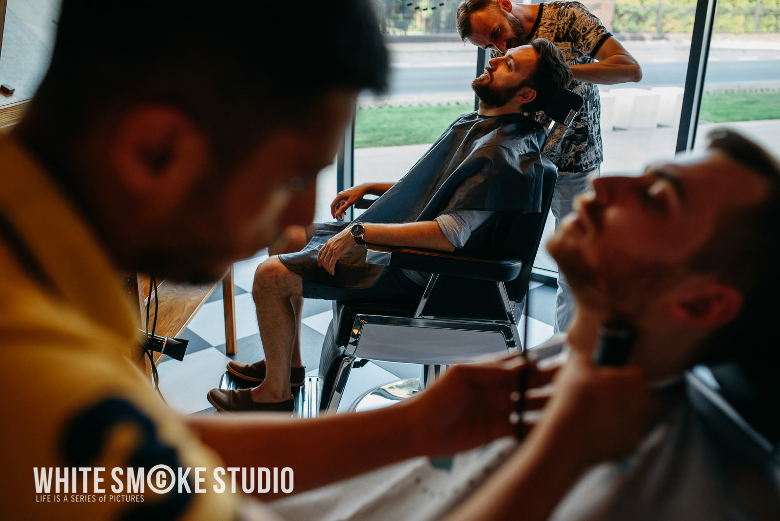 Ślub w plenerze, Stara Oranżeria, Kasia i Artur 177 Kasia_Artur_005_hopchop_barbershop