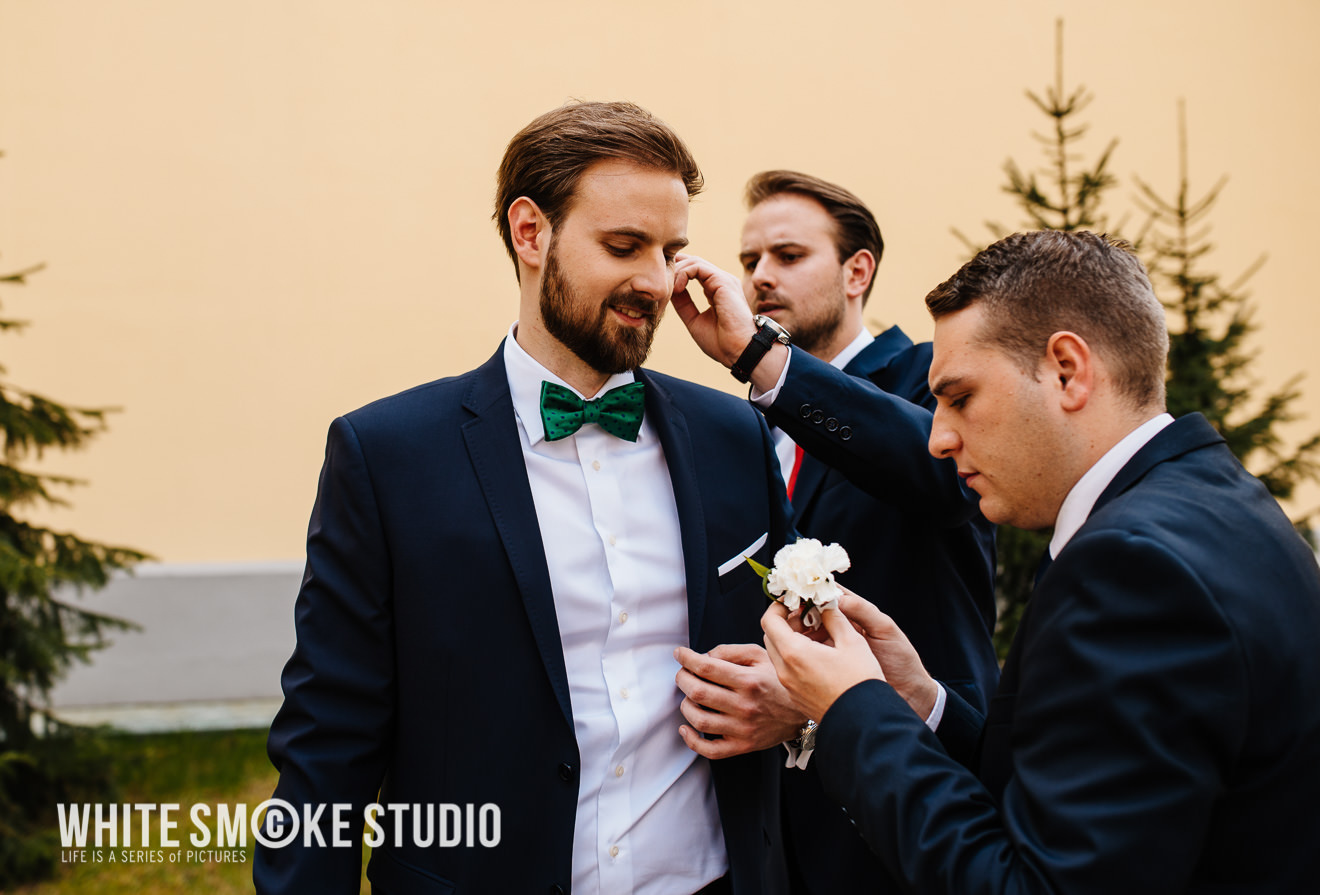 Ślub w Pałacu Obory w kwitnących magnoliach, Paulina i Tomek 19 Reportaz slubny Konstancin Jeziorna Palac Obory sesja slubna