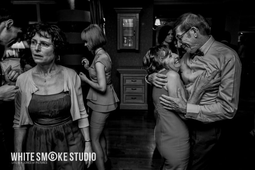 reportaz slubny Lipowy Most WhiteSmoke Studio sesja slubna best poland wedding photographers