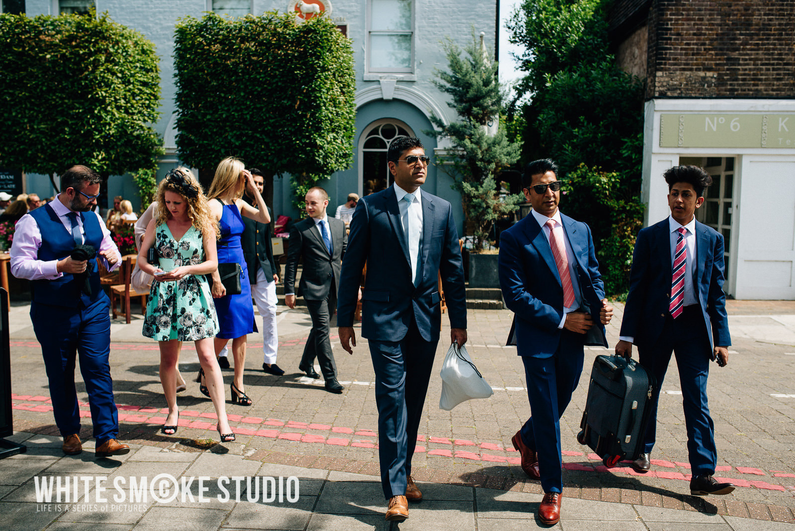 London wedding, Kew Gardens, Cambridge Cottage , Harriet i Sanj 54 London wedding