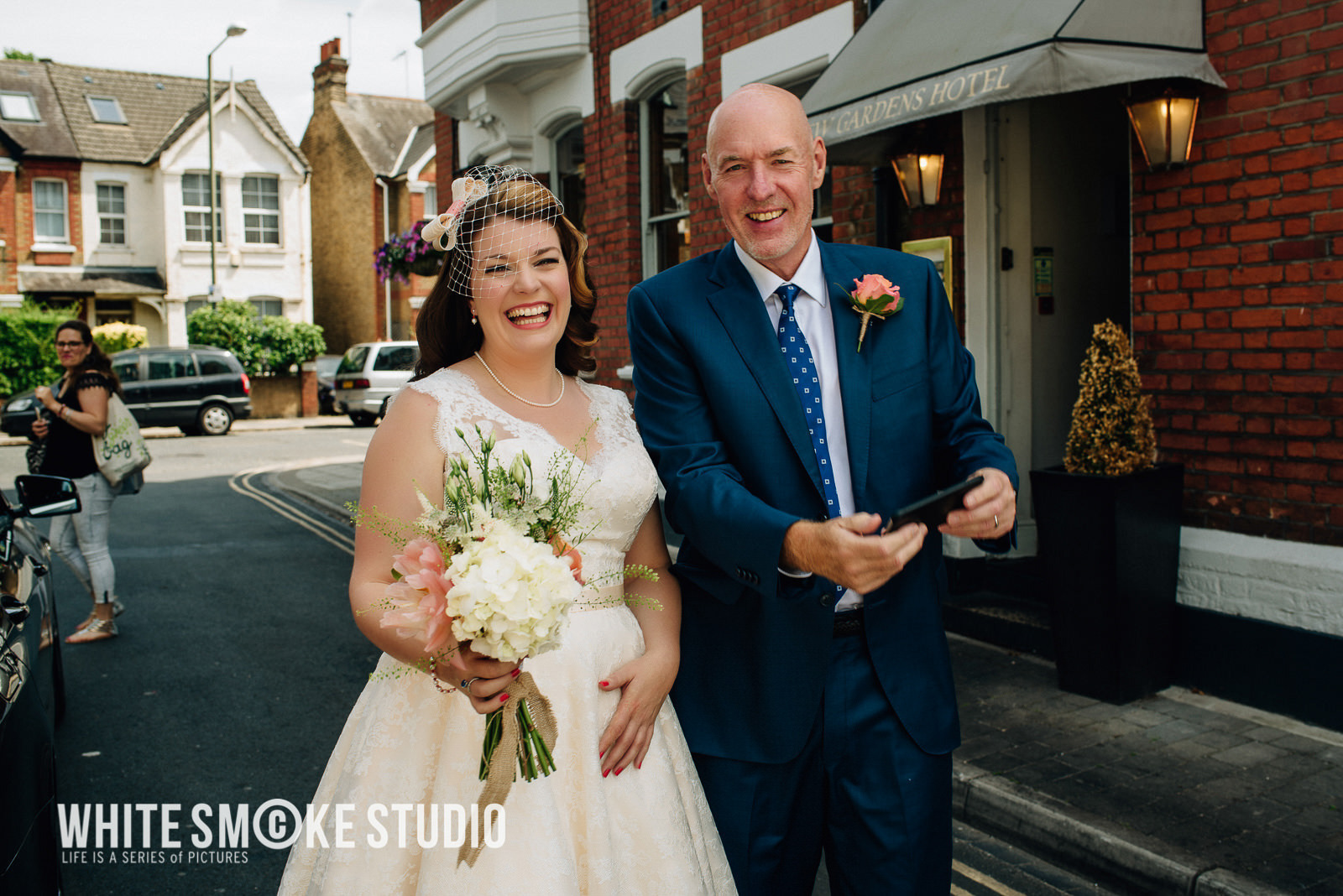 London wedding, Kew Gardens, Cambridge Cottage , Harriet i Sanj 58 harriet_sanjeev_kew_garden_057_cambridge_cottage_wedding