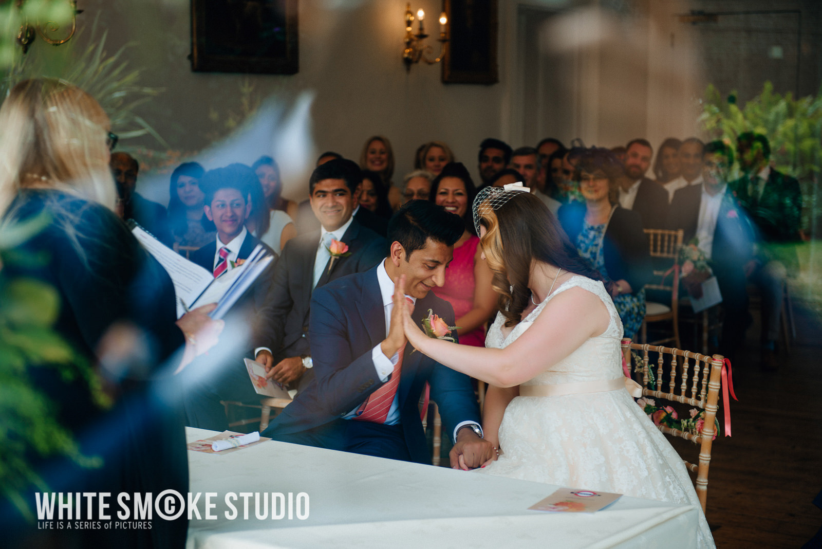 London wedding, Kew Gardens, Cambridge Cottage , Harriet i Sanj 70 London wedding