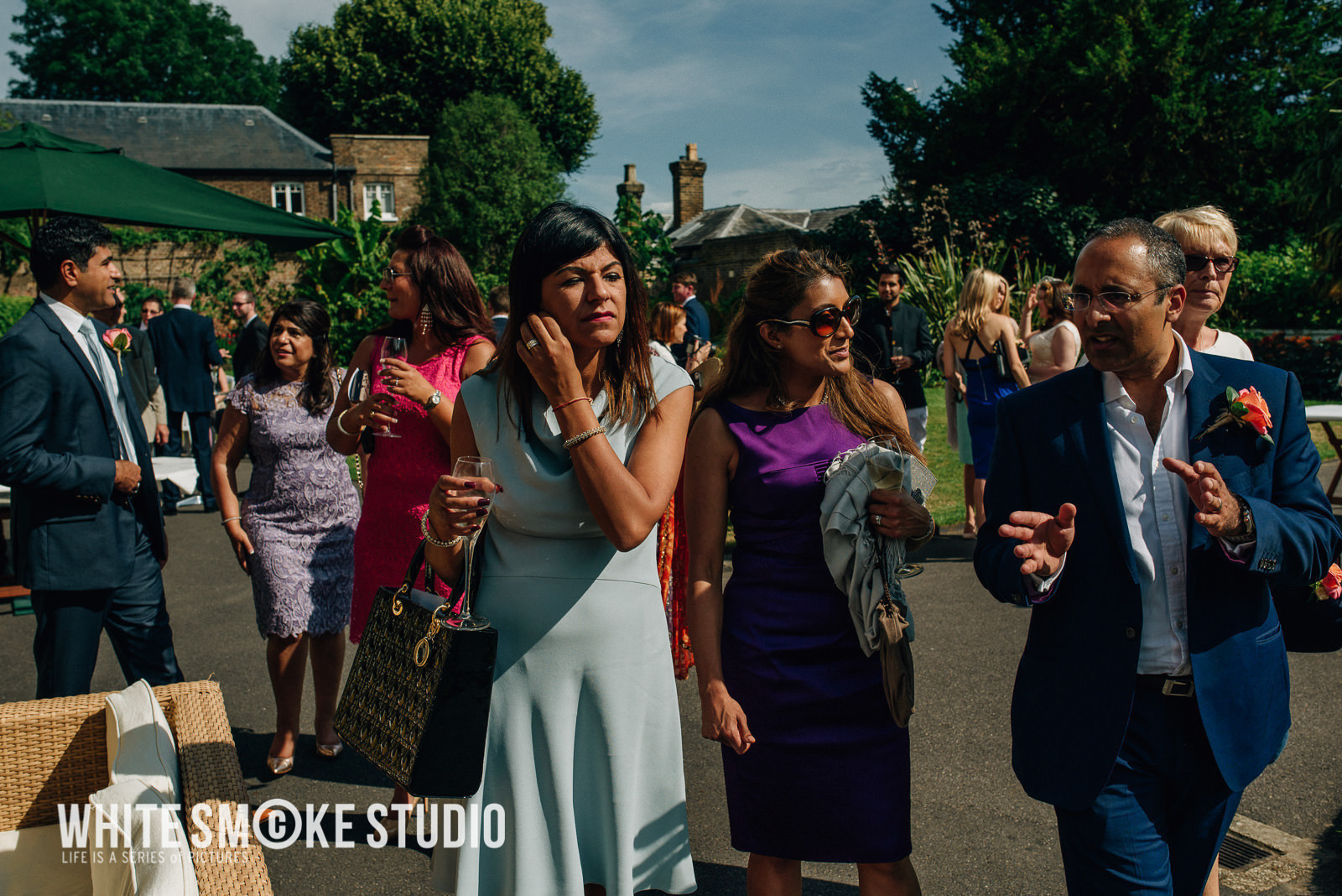 London wedding, Kew Gardens, Cambridge Cottage , Harriet i Sanj 114 harriet_sanjeev_kew_garden_113_cambridge_cottage_wedding