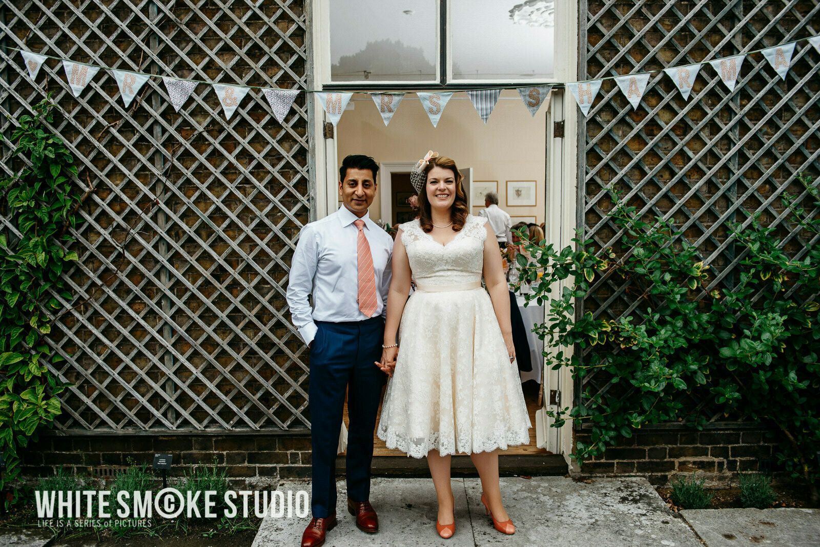London wedding, Kew Gardens, Cambridge Cottage , Harriet i Sanj 141 harriet_sanjeev_kew_garden_140_cambridge_cottage_wedding