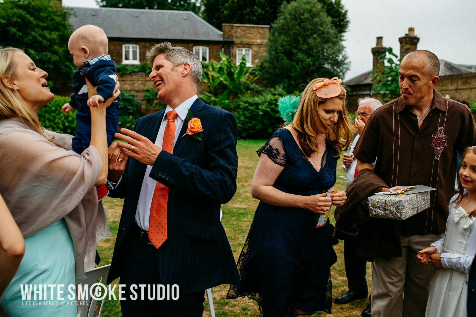 London wedding, Kew Gardens, Cambridge Cottage , Harriet i Sanj 145 harriet_sanjeev_kew_garden_144_cambridge_cottage_wedding