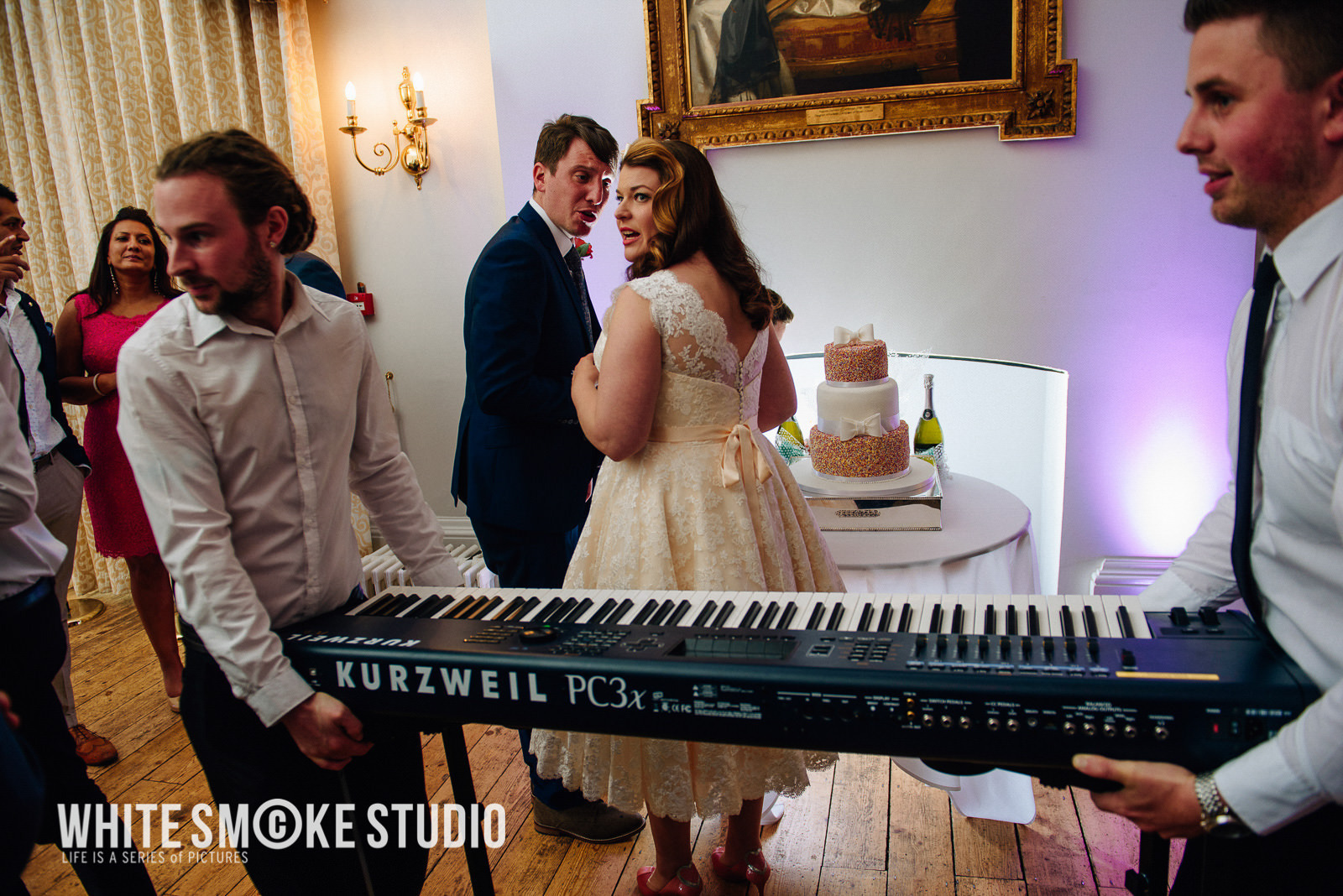 London wedding, Kew Gardens, Cambridge Cottage , Harriet i Sanj 174 harriet_sanjeev_kew_garden_173_cambridge_cottage_wedding