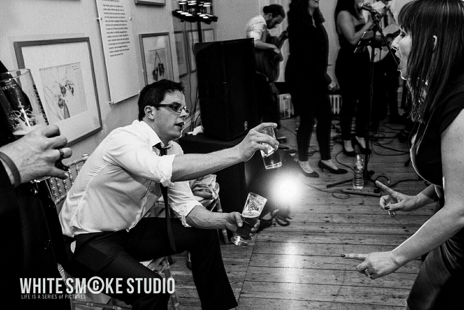 London wedding, Kew Gardens, Cambridge Cottage , Harriet i Sanj 187 harriet_sanjeev_kew_garden_186_cambridge_cottage_wedding
