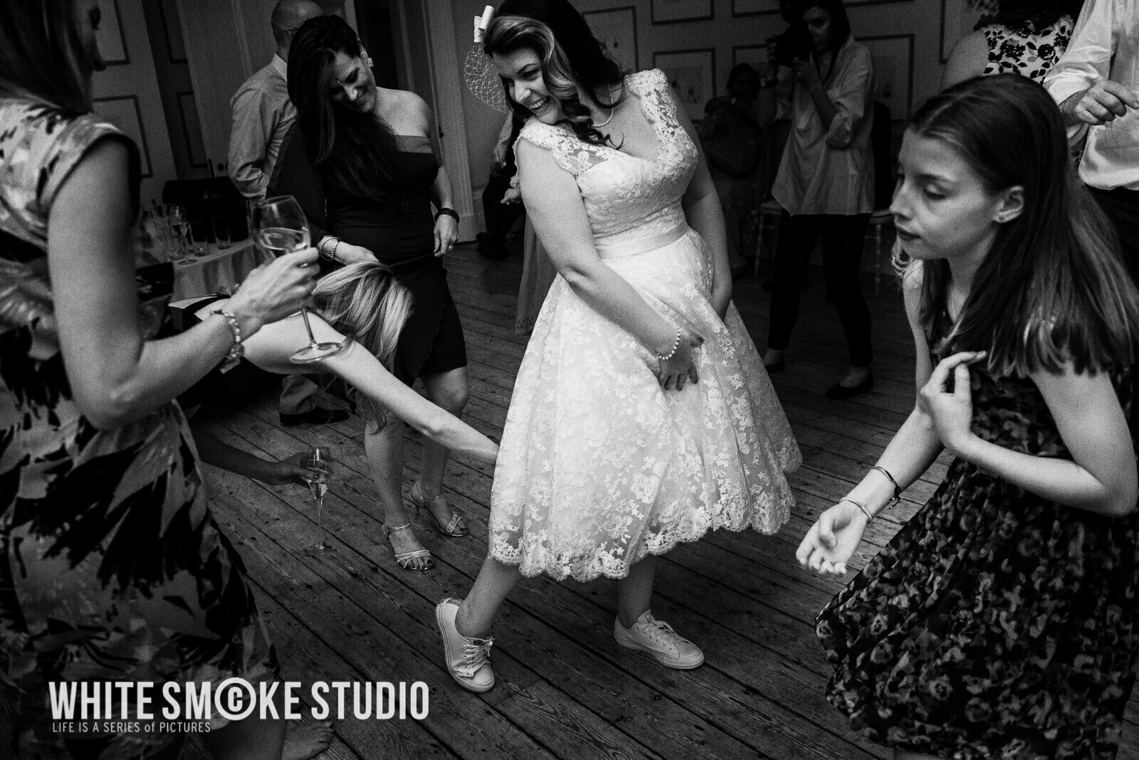 London wedding, Kew Gardens, Cambridge Cottage , Harriet i Sanj 190 harriet_sanjeev_kew_garden_189_cambridge_cottage_wedding