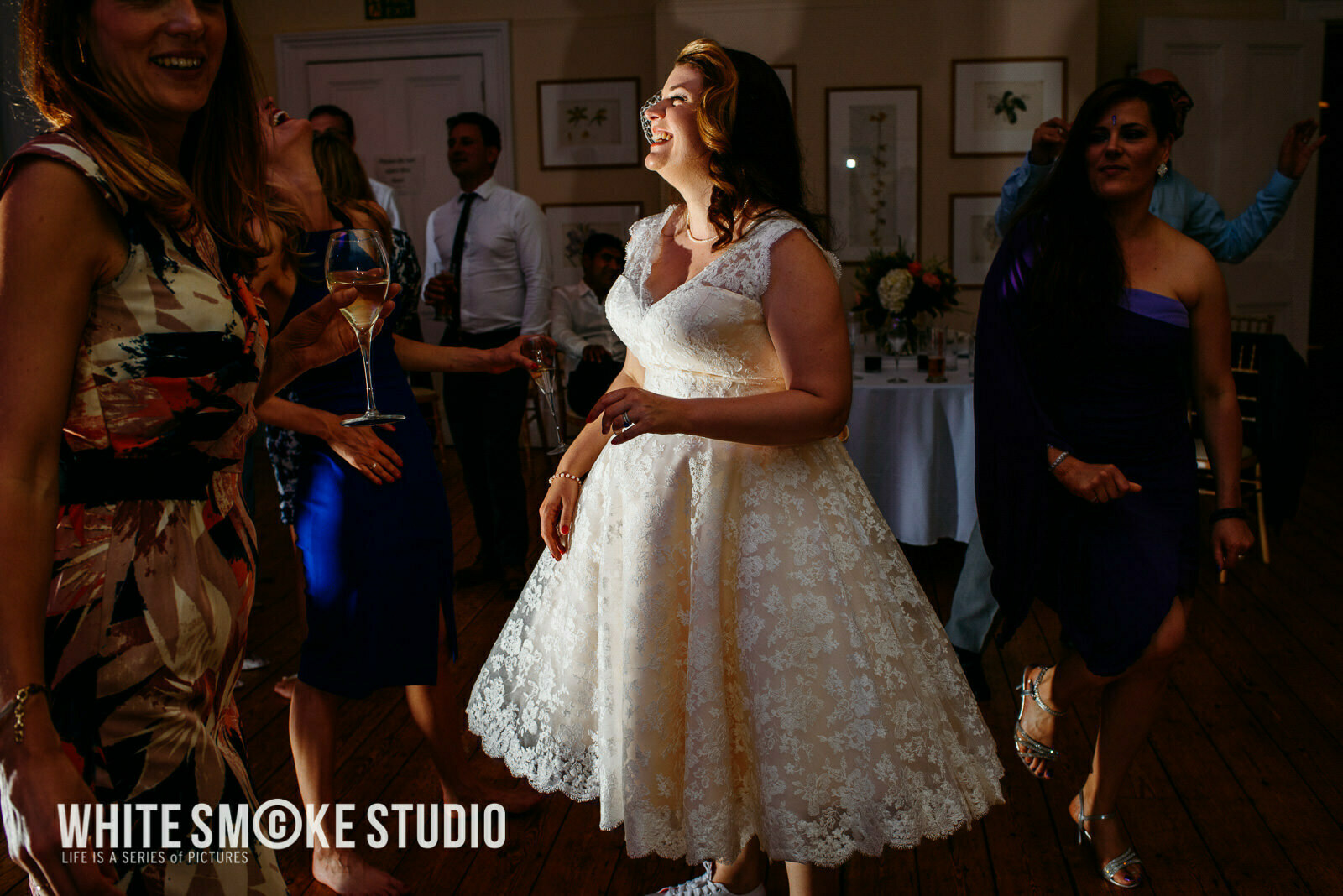 London wedding, Kew Gardens, Cambridge Cottage , Harriet i Sanj 191 harriet_sanjeev_kew_garden_190_cambridge_cottage_wedding